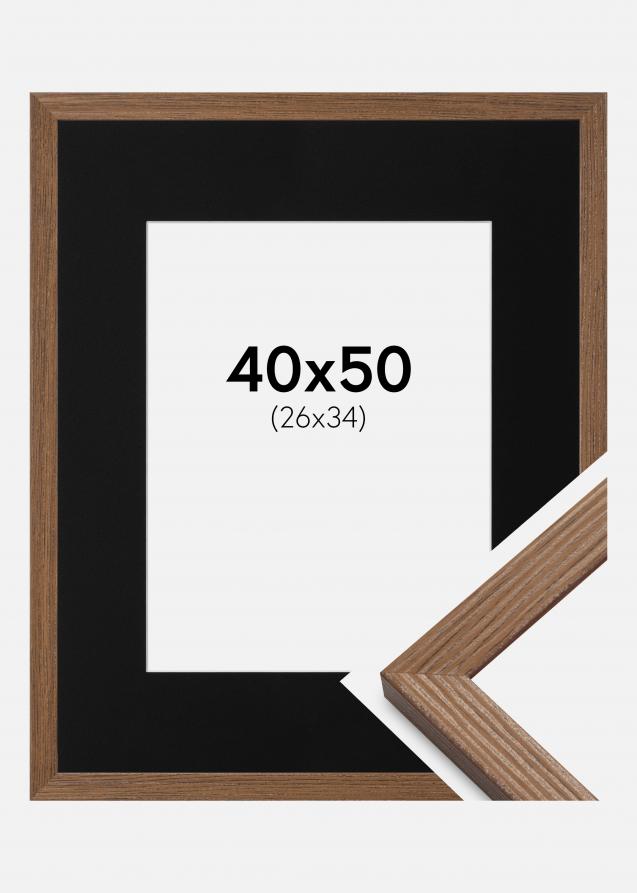 Cadre Fiorito Chêne Foncé 40x50 cm - Passe-partout Noir 27x35 cm