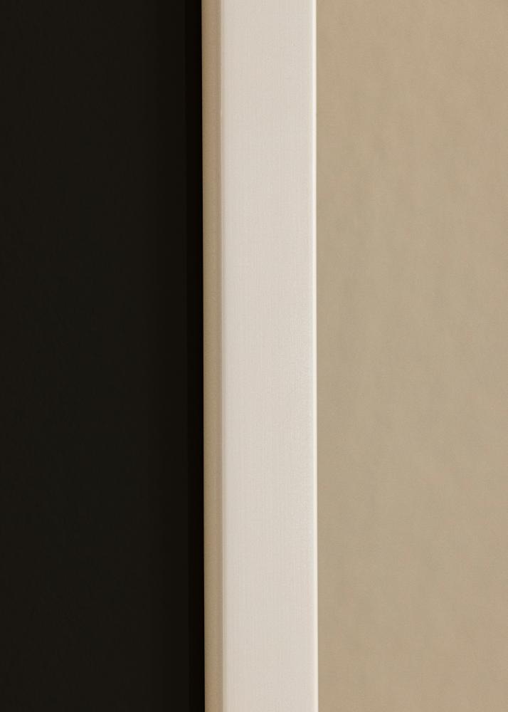 Cadre E-Line Blanc 40x40 cm - Passe-partout Noir 32x32 cm