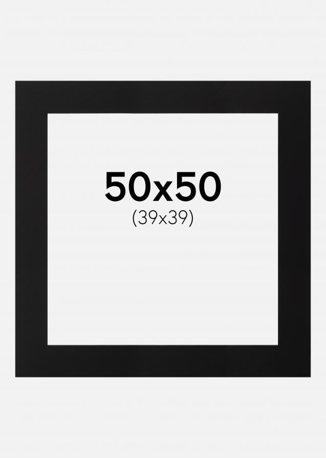 Passe-partout Noir (noyau noir) 50x50 cm (39x39)