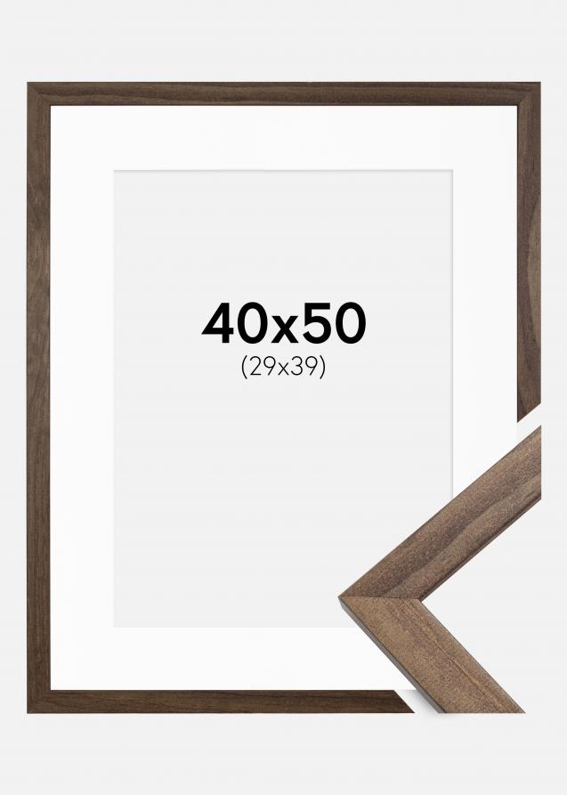 Cadre Stilren Noyer 40x50 cm - Passe-partout Blanc 30x40 cm