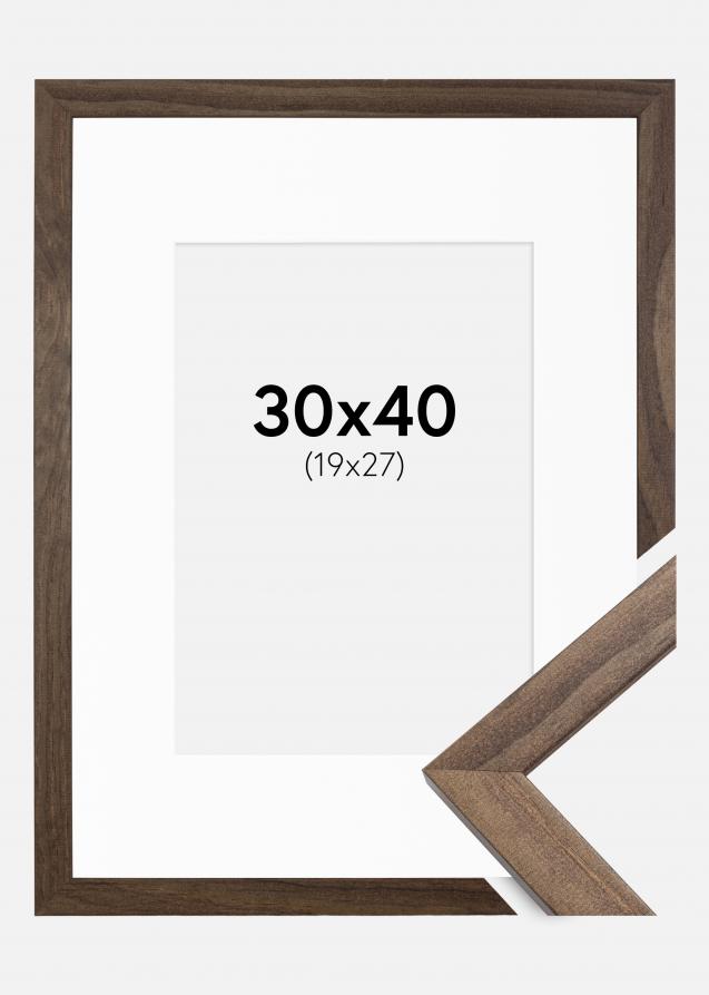 Cadre Stilren Noyer 30x40 cm - Passe-partout Blanc 20x28 cm