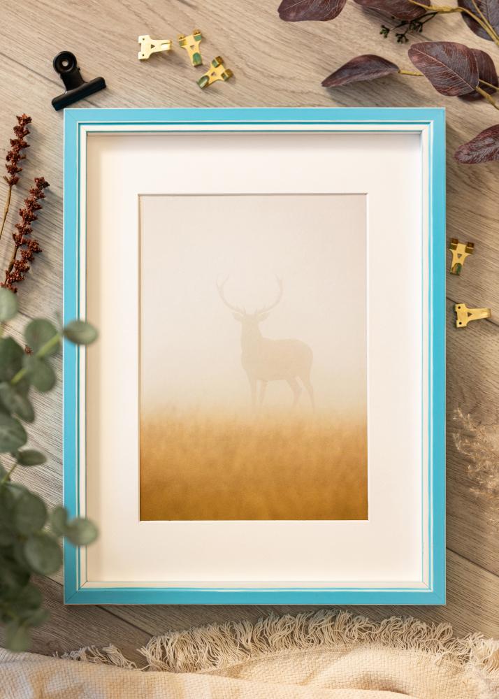 Cadre Diana Bleu Clair 24x30 cm - Passe-partout Blanc 6x8 inches