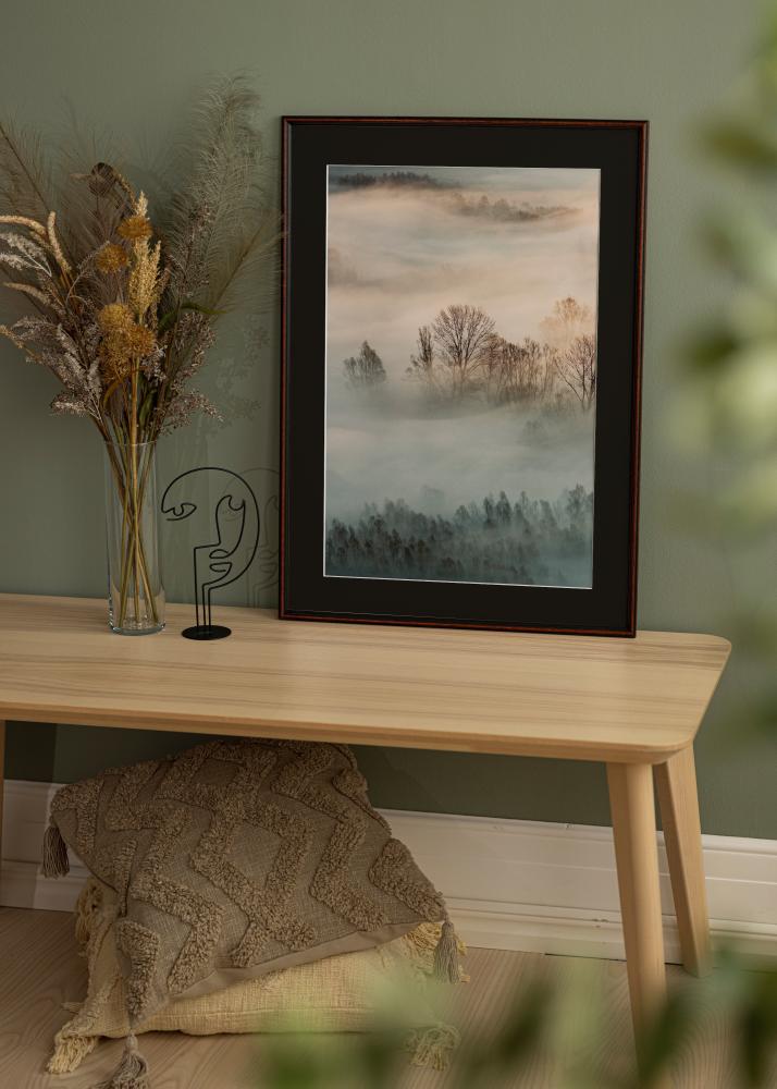 Cadre Horndal Noyer 24x30 cm - Passe-partout Noir 18x24 cm