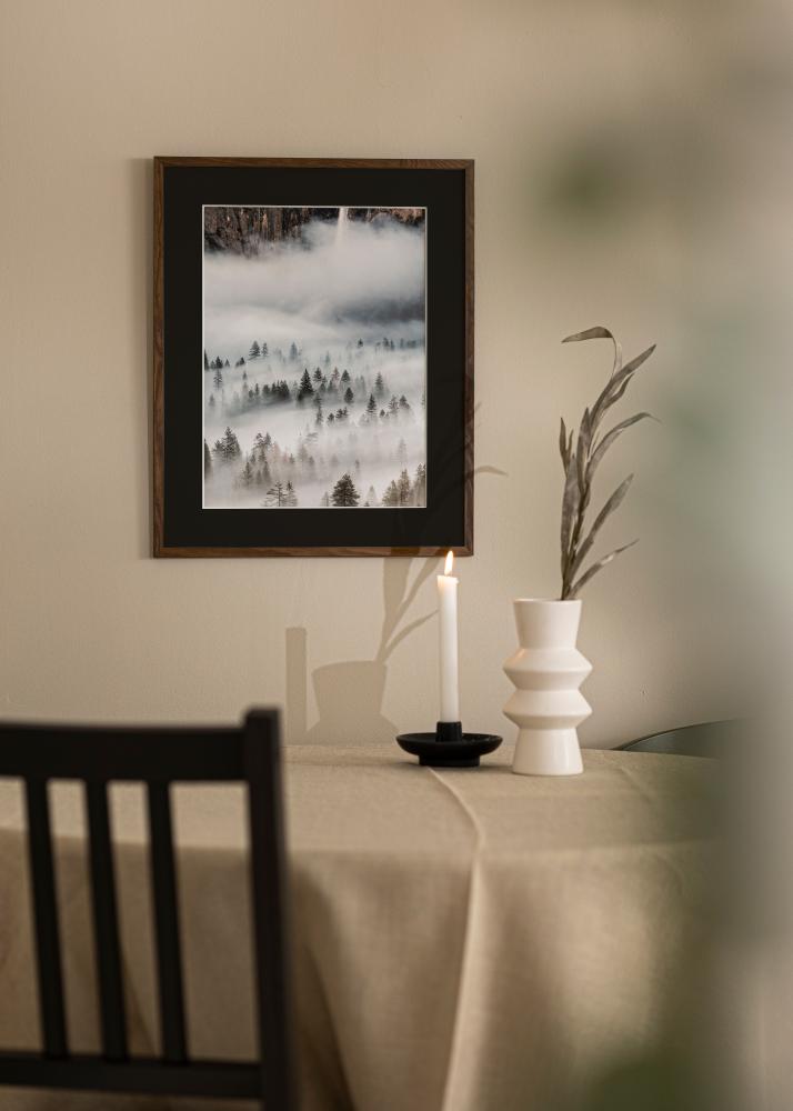 Cadre Galant Noyer 50x60 cm - Passe-partout Noir 14x18 pouces