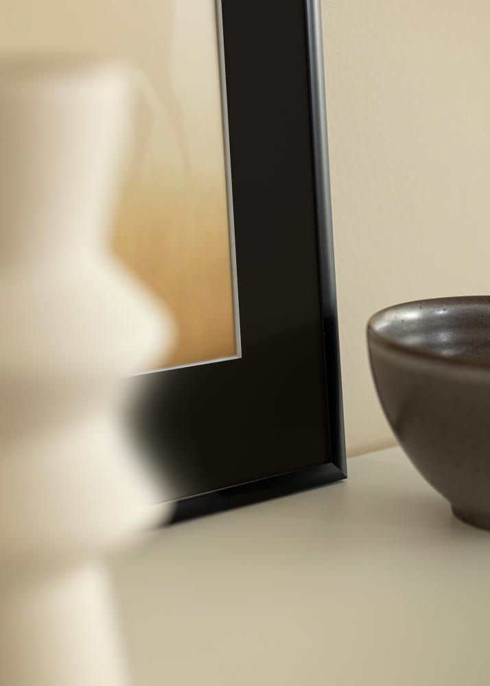 Cadre New Lifestyle Mat Noir 30x40 cm - Passe-partout Noir 21x29,7 cm (A4)