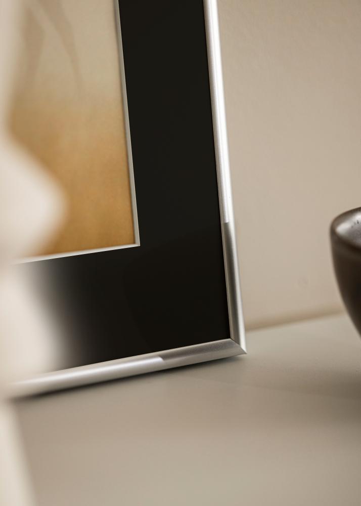 Cadre Victoria Argent 50x70 cm - Passe-partout Noir 33x56 cm