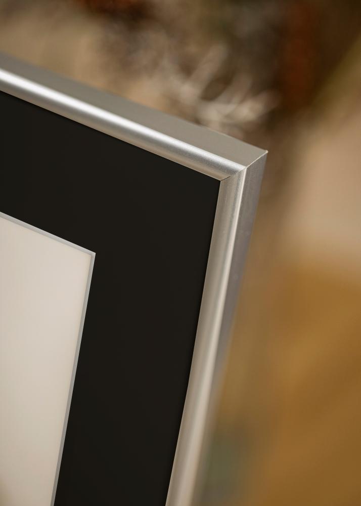 Cadre Victoria Argent 50x70 cm - Passe-partout Noir 33x56 cm