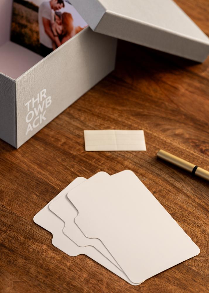 KAILA THROWBACK Boîte à Photos (700 images en 10x15 cm) - Gris