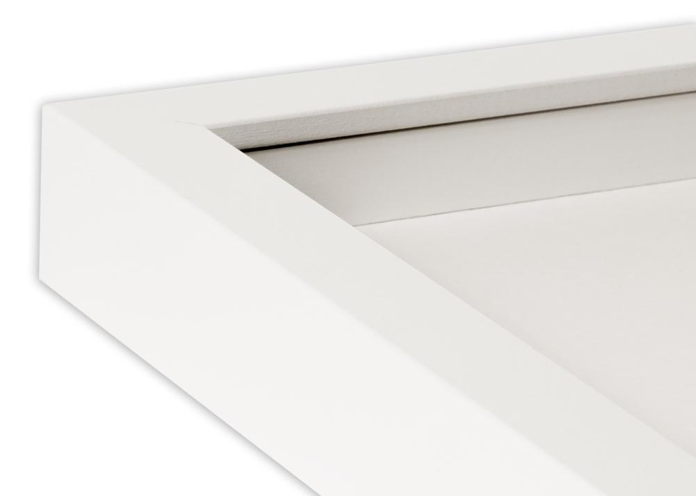 Amanda Box Blanc Collage - 4 Images